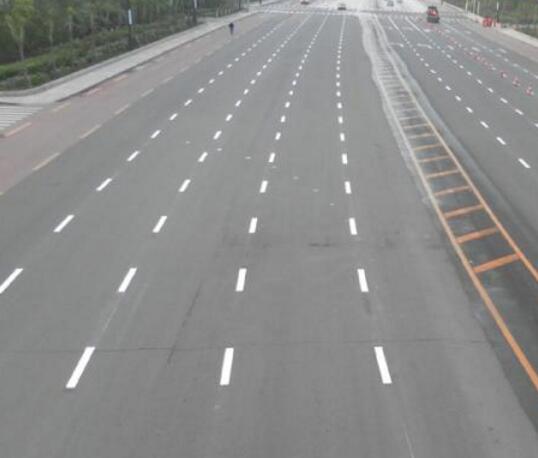 【重點(diǎn)知識(shí)】安康道路標(biāo)線(xiàn)涂料廠(chǎng)家生產(chǎn)的有啥特點(diǎn)？